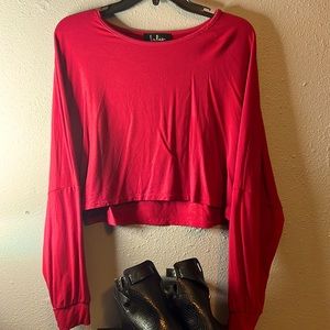 Long sleeve crop